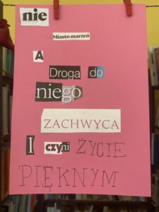 „Niektórzy lubią poezję”, czyli z poezją w bibliotece przez cały rok